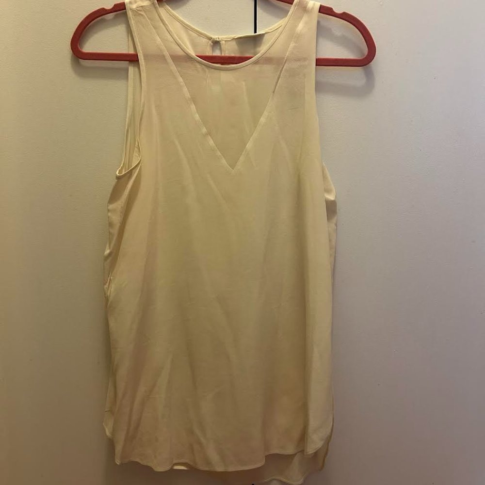 Club Monaco White Sleeveless Silk blouse